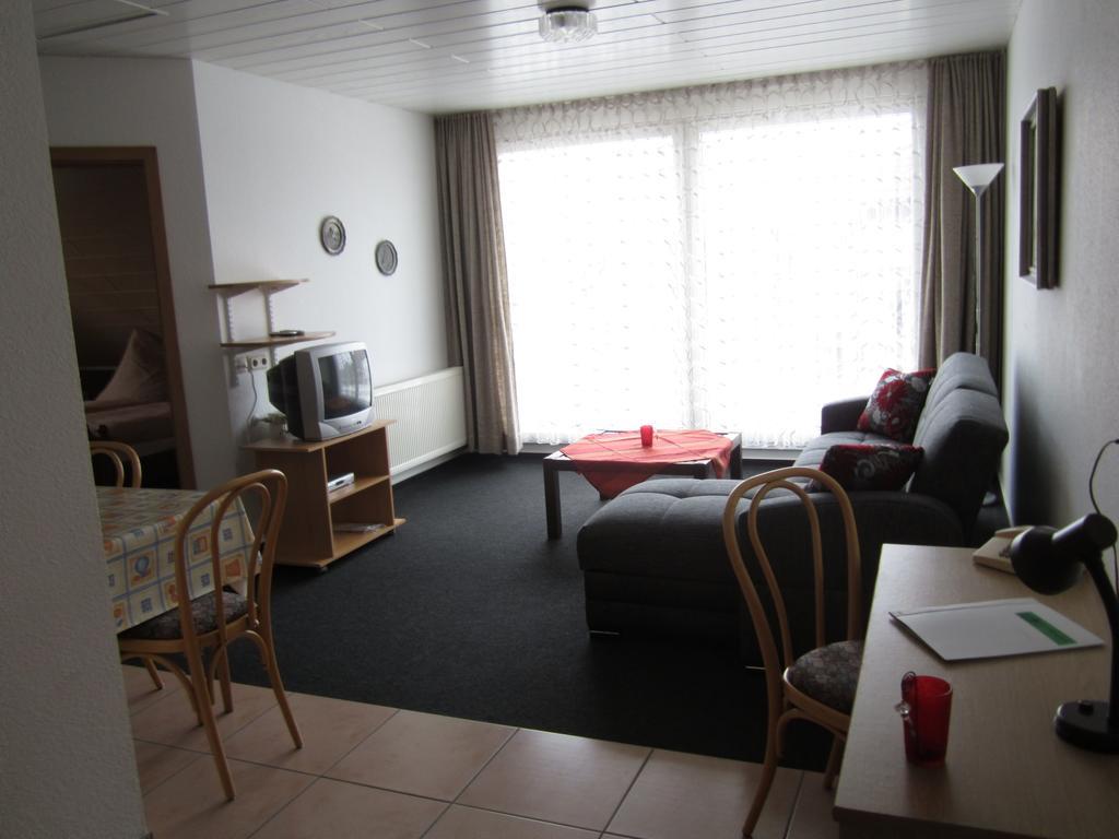 Hotel Waldparkstube บาด ชึนบอร์น ภายนอก รูปภาพ